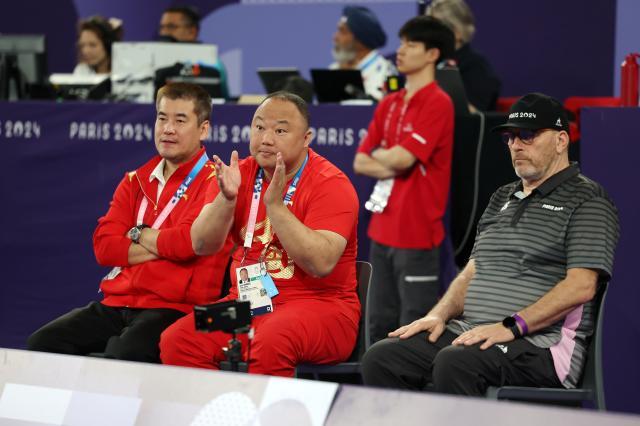 乐鱼体育app-张军总结国羽巴黎奥运会表现：两金刚及格，60-65分