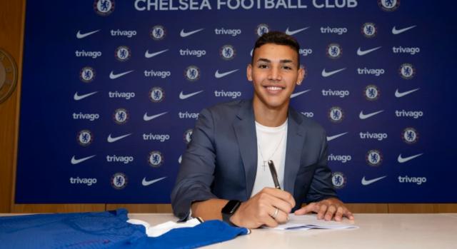 切尔西宣布戴维德·华盛顿加盟 双方签下7+1合同